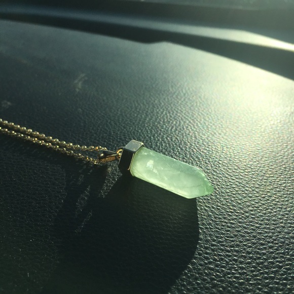 🌸Quartzite Point Necklace- NICKEL FREE - Picture 6 of 11